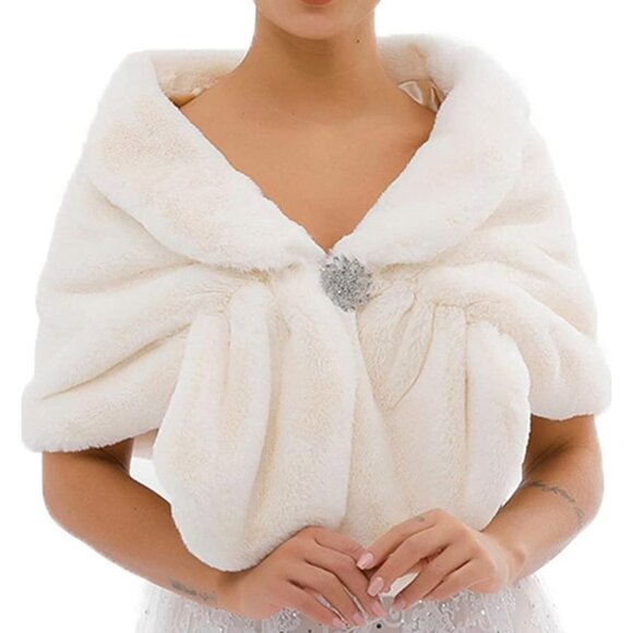 Vintage-Inspired Ivory Faux Fur Bridal Wrap With Rhinestone Brooch - Picture 1 of 12